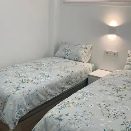 Modern 2 Bed With Sea Views, Bonanza * Бенальмадена