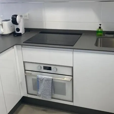 Modern 2 Bed With Sea Views, Bonanza Апартаменти *