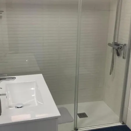 Modern 2 Bed With Sea Views, Bonanza Апартаменти Бенальмадена