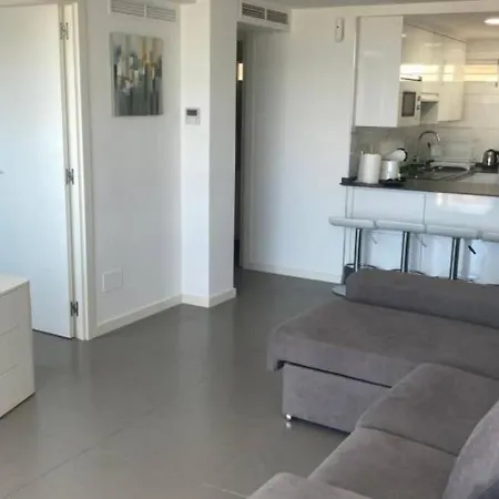 Modern 2 Bed With Sea Views, Bonanza * Бенальмадена